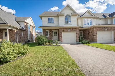 816 SILVERFOX Crescent, London North, ON N6G 0K2