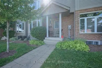 1600 MICKLEBOROUGH Drive 38, London North, ON N6G 5R9