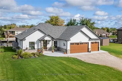19080 HAVEN Avenue, Lakeshore, ON N0P 2L0