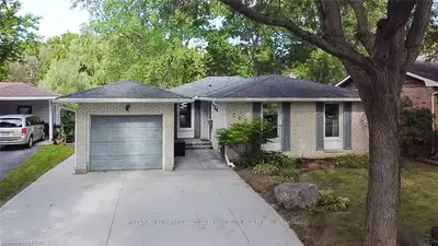 167 EDGEHILL Crescent, London North, ON N6G 2T6