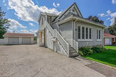 1123 HAMILTON Road, London East, ON N5W 1A7