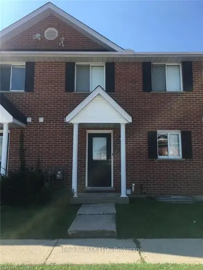 190 FLEMING Drive 40, London East, ON N5V 5B8