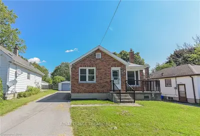 38 Oliver Street W, London East, ON N5Z 2E6