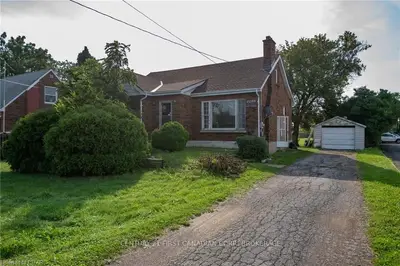 2299 DUNDAS Street, London East, ON N5V 1R4