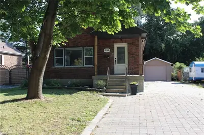 230 HIGHBURY Avenue N, London East, ON N5Z 2W7