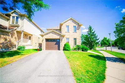 851 HOMEVIEW Court, London South, ON N6C 6C1