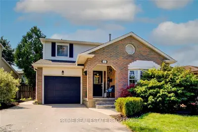 23 ROUNDHILL Court, London South, ON N5Z 4N3