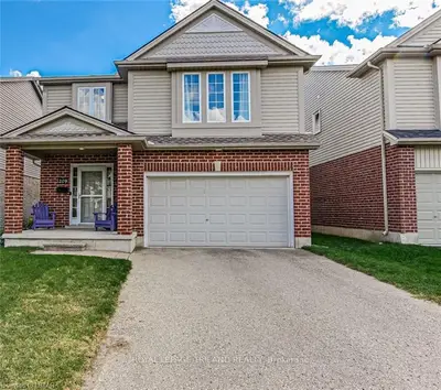 209 MCMAHEN Street, London East, ON N5Y 0A2