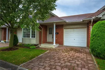 875 THISTLEDOWN Way 18, London North, ON N5G 5G5