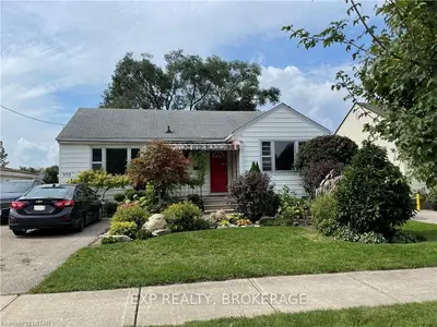 355 EDGEWORTH Avenue, London East, ON N5W 5C3