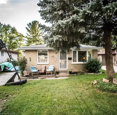 534 DRURY Lane, Strathroy-Caradoc, ON N7G 3T4