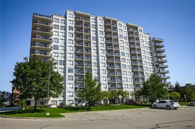 353 COMMISSIONERS Road W 511, London South, ON N6J 0A3