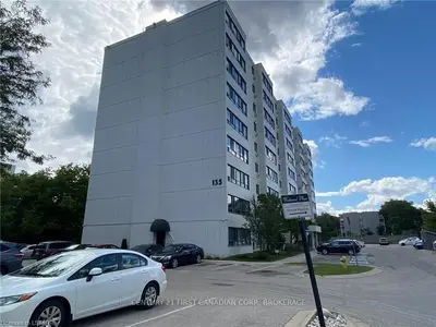 135 BASE LINE Road W 903, London South, ON N6J 4W4