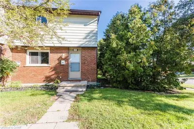 453 GRIFFITH Street, London South, ON N6K 2S3