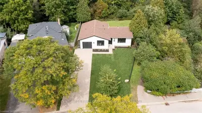 116 GRENFELL Crescent, London North, ON N5X 2R9