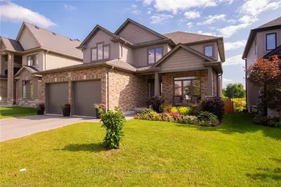 1315 EAGLETRACE Drive, London North, ON N6G 0C4