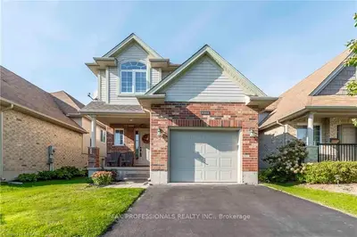1182 SAVANNAH Drive, London North, ON N5X 4P1