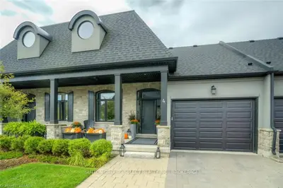 2215 CALLINGHAM Drive 4, London North, ON N6G 0P1