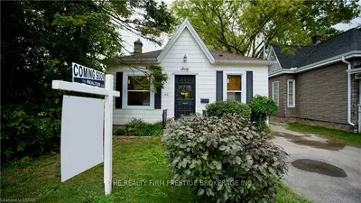60 HIGH Street, London South, ON N6J 4J9