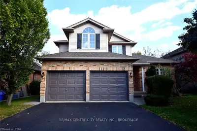 451 AMBLESIDE Drive, London North, ON N6G 4X9