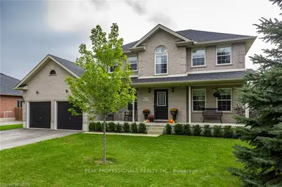 8629 Parkhouse Drive, Strathroy-caradoc, On N0l 1w0