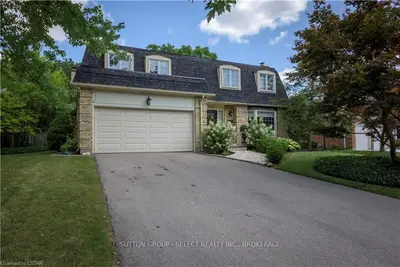 1107 ST ANTHONY Road, London North, ON N6H 2P8
