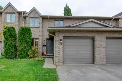 340 AMBLESIDE Drive 15, London North, ON N6G 4Y5