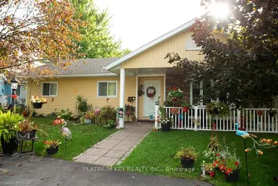 240 SOUTH WIND Court, South Huron, ON N0M 1T0