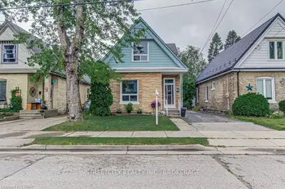 67 SMITH Street, London East, ON N5Z 2C6