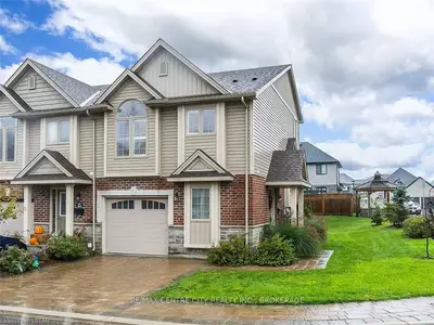 1061 EAGLETRACE Drive 51, London North, ON N6G 0T3
