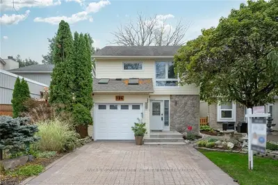 124 FOUR OAKS Crescent, London South, ON N6J 4B7