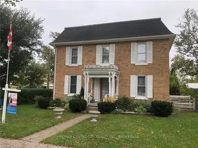 125 W CHESTNUT Street, Chatham-Kent, ON N0P 1C0