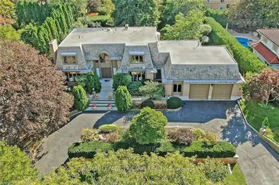 710 WESTMOUNT HILLS Drive, London South, ON N6K 1B2