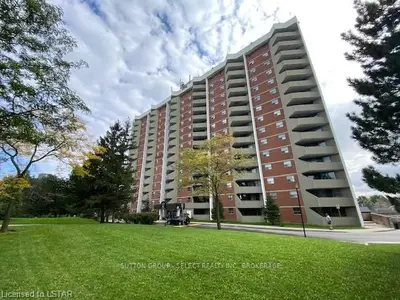 1105 JALNA Boulevard 503, London South, ON N6E 2S9