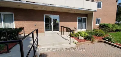 1104 JALNA Boulevard 402, London South, ON N6E 2S6