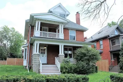 205 CHEAPSIDE Street, London East, ON N6A 1Z9