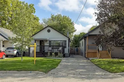 138 ELLIOTT Street, London East, ON N5Y 2E9