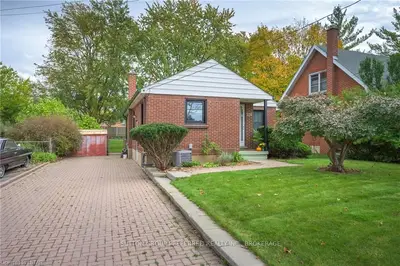 330 FAIRVIEW Avenue, London South, ON N6C 4T8