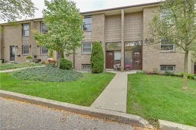 620 WONDERLAND Road S, London South, ON N6K 1L8