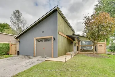 19 HAWTHORNE Road, London North, ON N6G 2H4