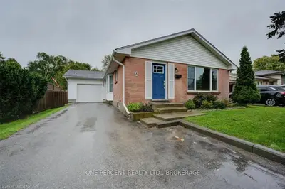 8 Greenfield Court, London South, On N6e 1k8