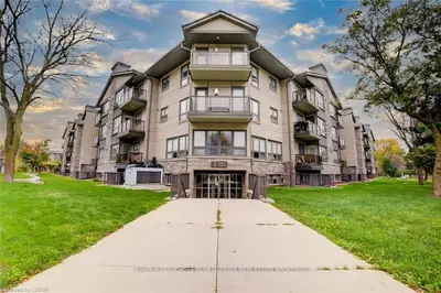 5 JACKSWAY Crescent 222, London North, ON N5X 3T6
