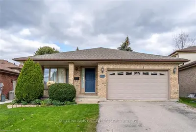 157 ASHLEY Crescent, London South, ON N6E 3P9