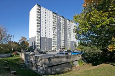 45 POND MILLS Road 1710, London South, ON N5Z 4W5