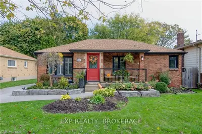 328 STEPHEN Street, London South, ON N6K 2N3