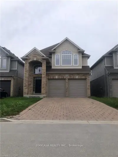 1579 NOAH Bend, London North, ON N6G 0T2