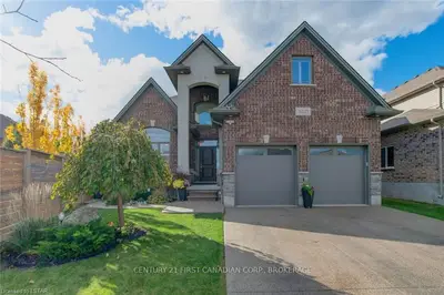 3221 TILBURY Lane, London South, ON N6P 1W3