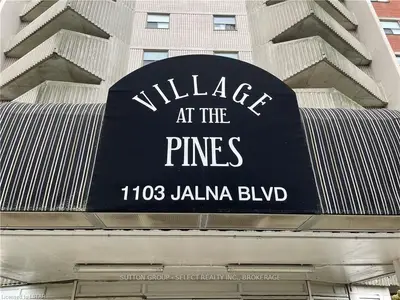 1103 JALNA Boulevard 909, London South, ON N6E 2W8