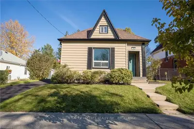 194 STERLING Street, London East, ON N5Y 1Z2