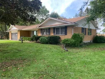 2700 TRAFALGAR Street, London East, ON N6M 1G9